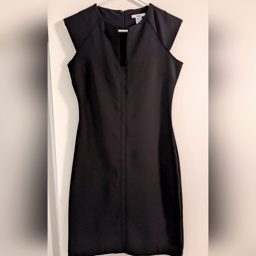 Bar III Black Sleeveless V-Neck Dress